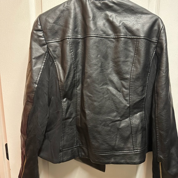 Rachel Hollis women's Black Leather Jacket size 16/ NWOT B64 - Picture 4 of 4